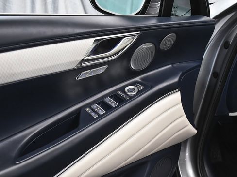 Used 2025 Genesis GV80 3.5T Prestige image 10