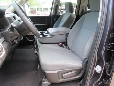 Used 2018 RAM 1500 Tradesman w/ Popular Equipment Group RWD image 21