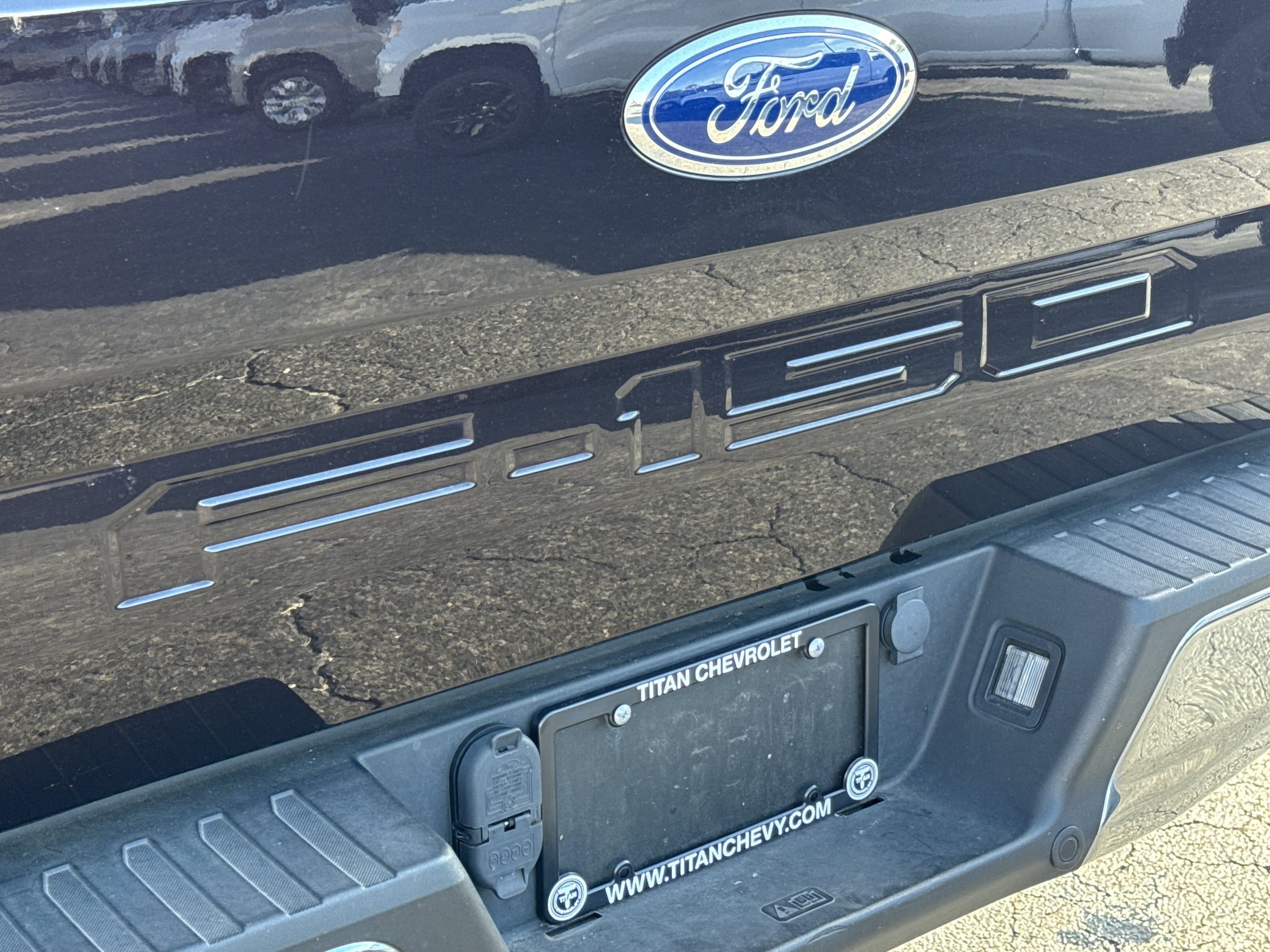 Used 2019 Ford F150 Lariat w/ Equipment Group 502A Luxury AWD/4WD image 13