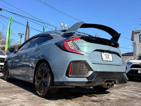 Used 2017 Honda Civic Sport image 8