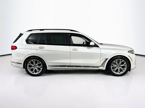 Used 2022 BMW X7 xDrive40i w/ Premium Package AWD/4WD image 4