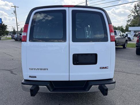 Used 2025 GMC Savana 2500 w/ Driver Convenience Package RWD image 7