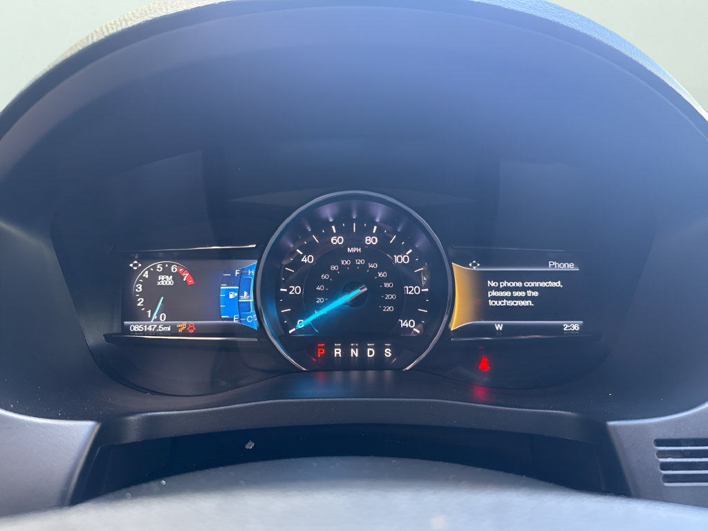 Used 2019 Ford Explorer XLT w/ Equipment Group 202A AWD/4WD image 21