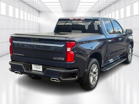 Used 2020 Chevrolet Silverado 1500 High Country w/ Technology Package image 5