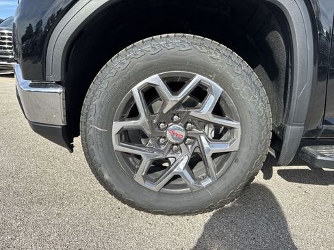 New 2026 GMC Sierra 1500 SLT w/ SLT Premium Package image 10