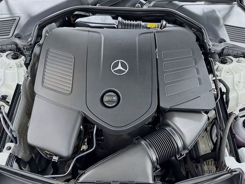 Used 2023 Mercedes-Benz C 300 4MATIC Sedan w/ Exclusive Trim Package image 37