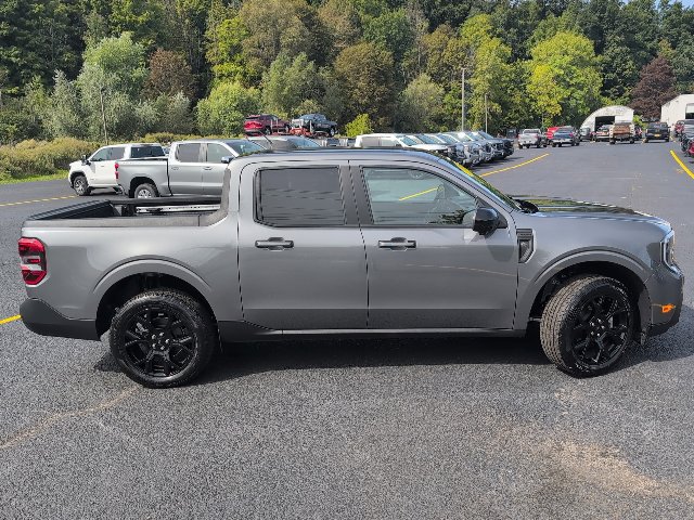 Used 2025 Ford Maverick Lariat w/ Black Appearance Package AWD/4WD image 6