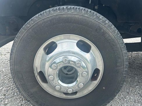 Used 2017 Ford F350 XL w/ Power Equipment Group AWD/4WD image 7