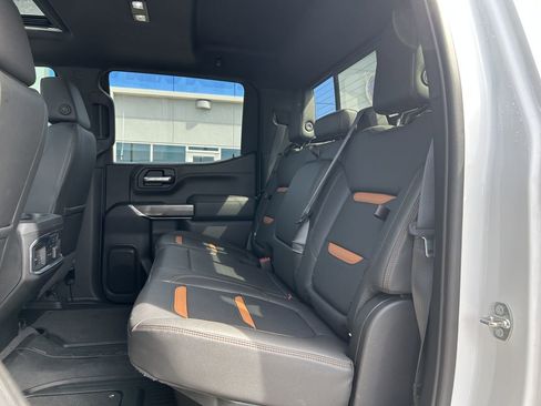 Used 2021 GMC Sierra 1500 AT4 w/ AT4 Value Package image 9