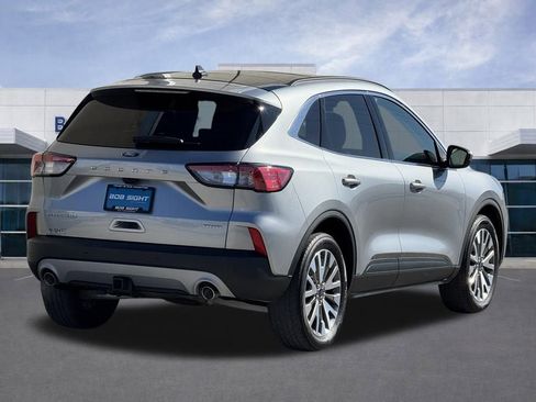 Used 2022 Ford Escape Titanium w/ Class II Trailer Tow Package image 36