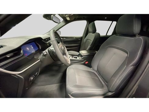 Used 2024 Jeep Grand Cherokee Laredo X w/ Luxury Tech Group I image 12