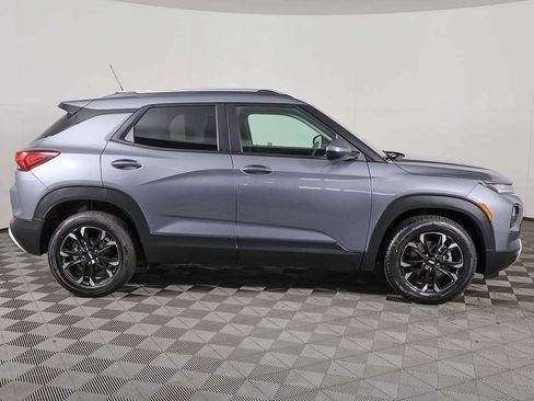 Used 2022 Chevrolet TrailBlazer LT w/ Confidence II Package FWD image 16
