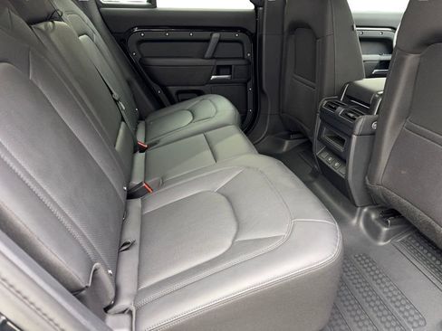 Used 2025 Land Rover Defender 110 S AWD/4WD image 38