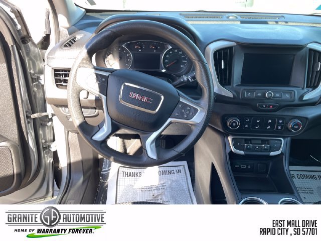 Used 2024 GMC Terrain SLE AWD/4WD image 11