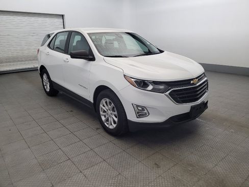 Used 2020 Chevrolet Equinox LS image 13