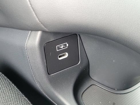 New 2027 Honda HR-V LX image 21