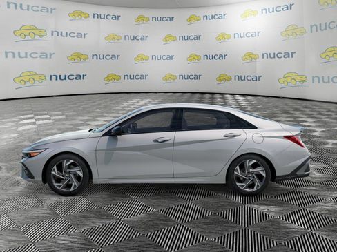 New 2026 Hyundai Elantra SEL Sport Premium image 3