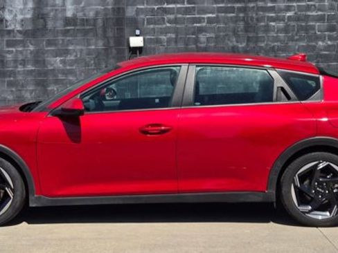 Used 2025 Kia K4 EX image 8