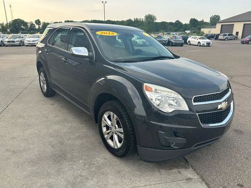 Used 2013 Chevrolet Equinox LS FWD image 3