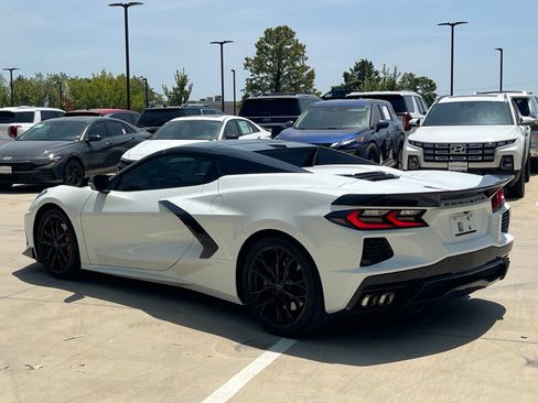 Used 2023 Chevrolet Corvette Stingray Premium Conv w/ Z51 Performance Package RWD image 9