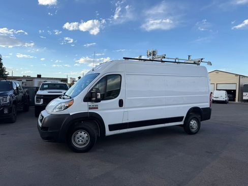 Used 2021 RAM ProMaster 2500 FWD image 2