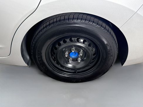 Used 2017 Hyundai Elantra SE w/ Cargo Package image 35