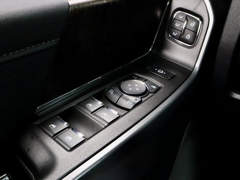 Used 2024 Ford F250 Lariat w/ Lariat Ultimate Package image 32