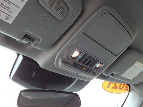 Used 2021 Ford Explorer Limited w/ Hybrid Equipment Group 310A image 17