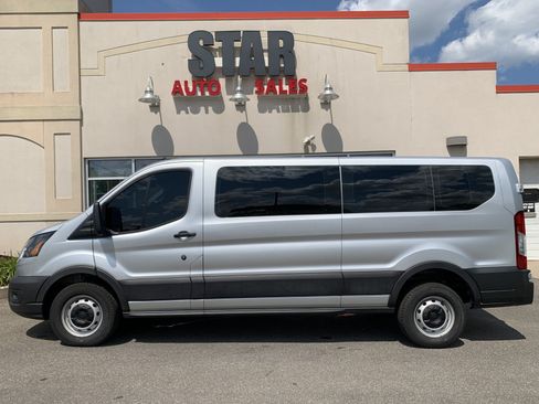 Used 2024 Ford Transit 350 XL RWD image 4