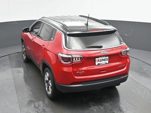 Used 2018 Jeep Compass Limited image 38