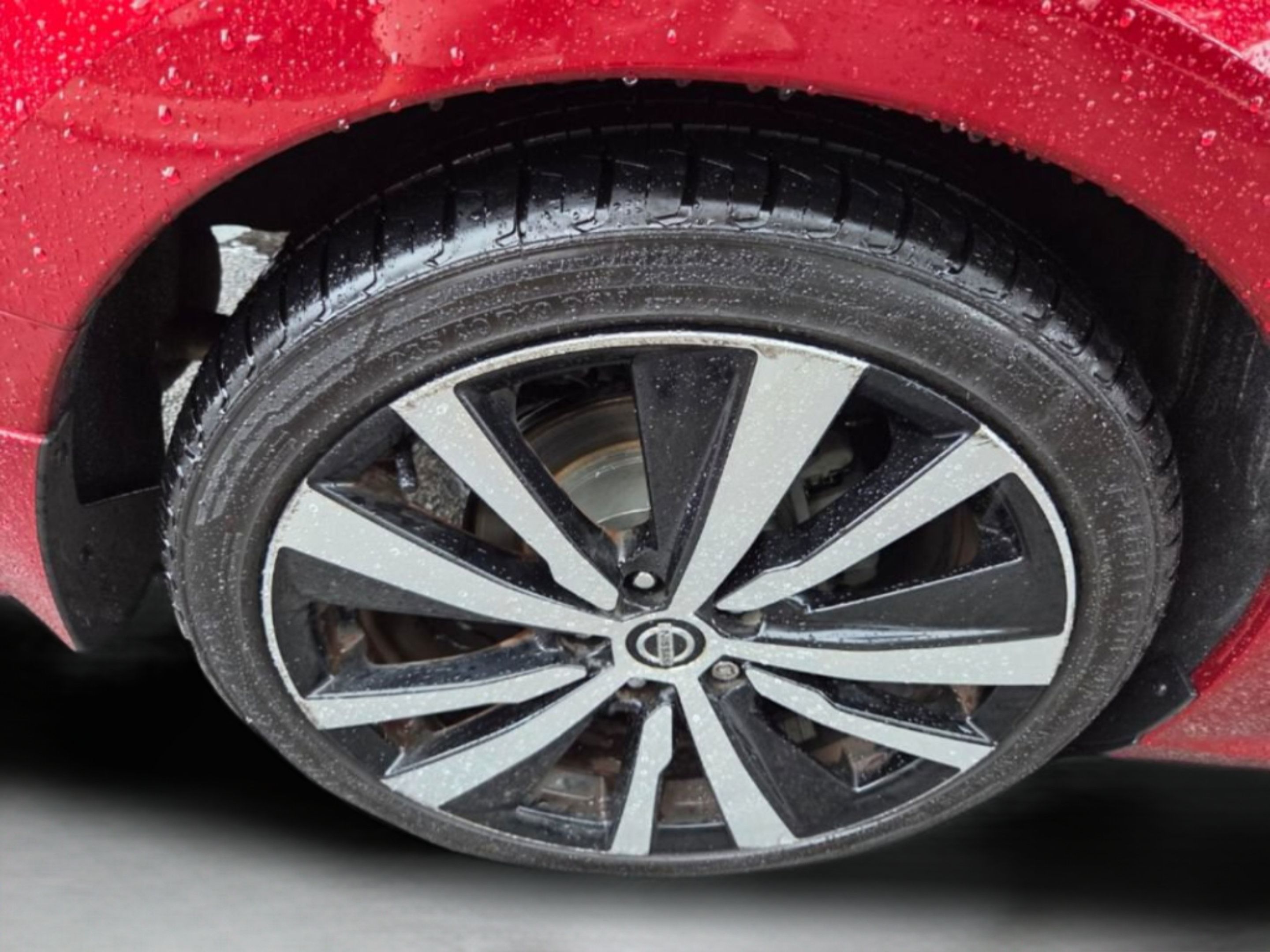 Used 2020 Nissan Altima 2.5 SR FWD image 32