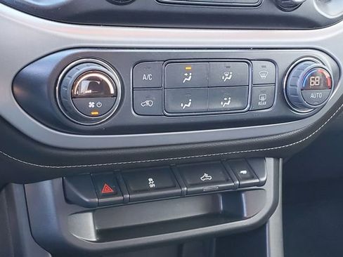 Certified 2022 GMC Canyon Elevation w/ Trailering Package image 24