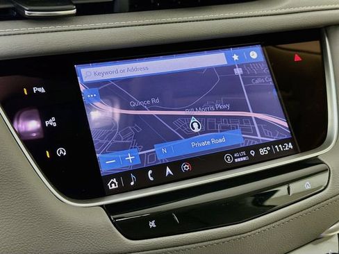 Used 2025 Cadillac XT5 Premium Luxury w/ Technology Package FWD image 17