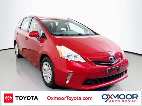 Used 2014 Toyota Prius V Three image 1
