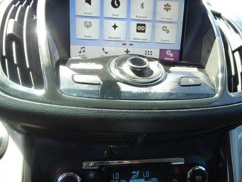 Used 2016 Ford C-MAX SEL w/ Equipment Group 302A image 27