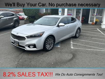Used 2017 Kia Cadenza Premium