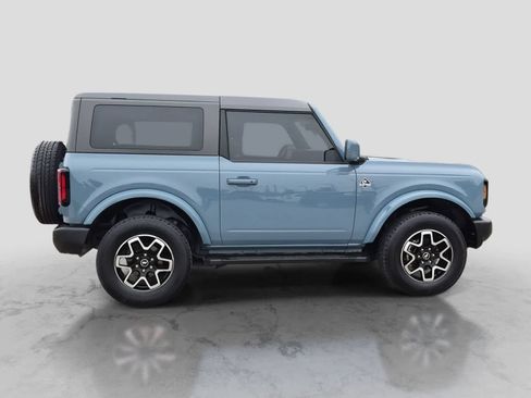 Used 2023 Ford Bronco Outer Banks AWD/4WD image 9