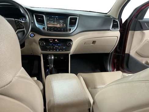 Used 2017 Hyundai Tucson SE Plus image 6