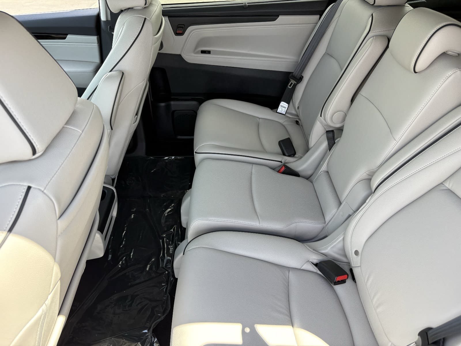 New 2026 Honda Odyssey Touring image 19