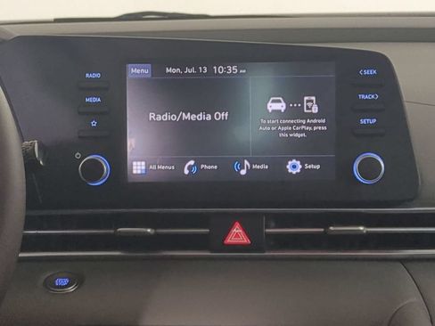 Used 2025 Hyundai Elantra Sport FWD image 19