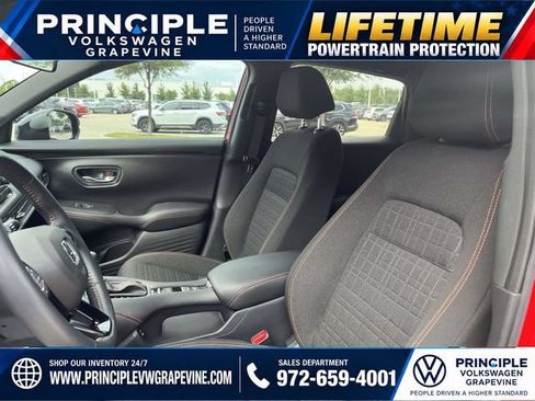 Used 2025 Honda HR-V Sport image 12