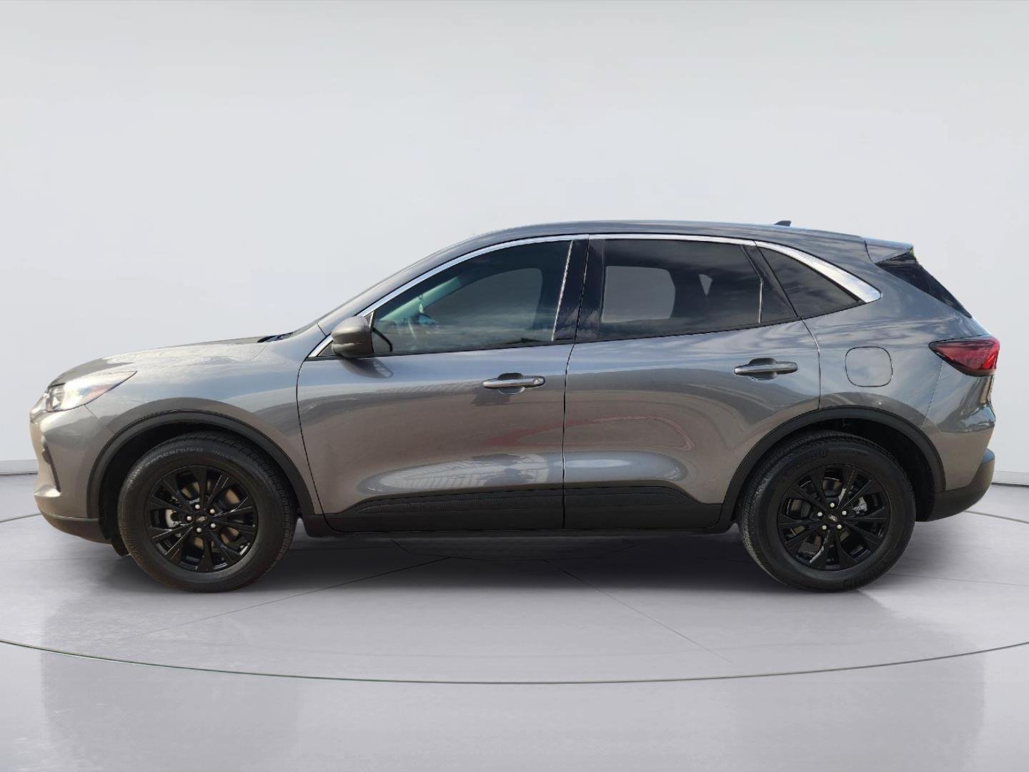 Used 2023 Ford Escape Active FWD image 4
