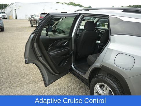Used 2023 GMC Terrain SLE w/ Driver Convenience Package AWD/4WD image 35