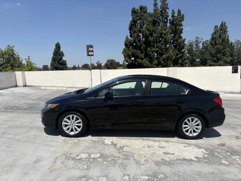 Used 2012 Honda Civic EX-L image 9