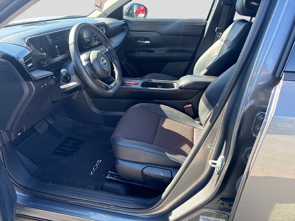 Certified 2026 Nissan Kicks SR w/ SR Premium Package AWD/4WD image 18