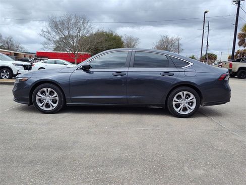 Used 2025 Honda Accord LX image 4