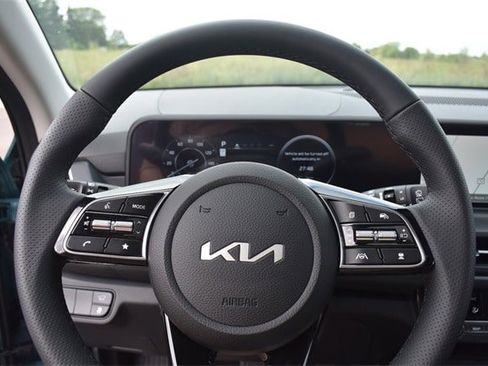 New 2026 Kia Seltos SX w/ SX Sunroof Package image 29