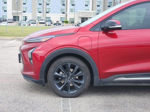 Used 2022 Chevrolet Bolt EUV Premier w/ Launch Edition FWD image 6