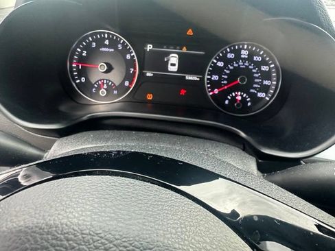 Used 2024 Kia Forte LXS FWD image 5