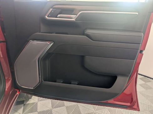 Certified 2024 Chevrolet Silverado 2500 High Country w/ Technology Package image 33